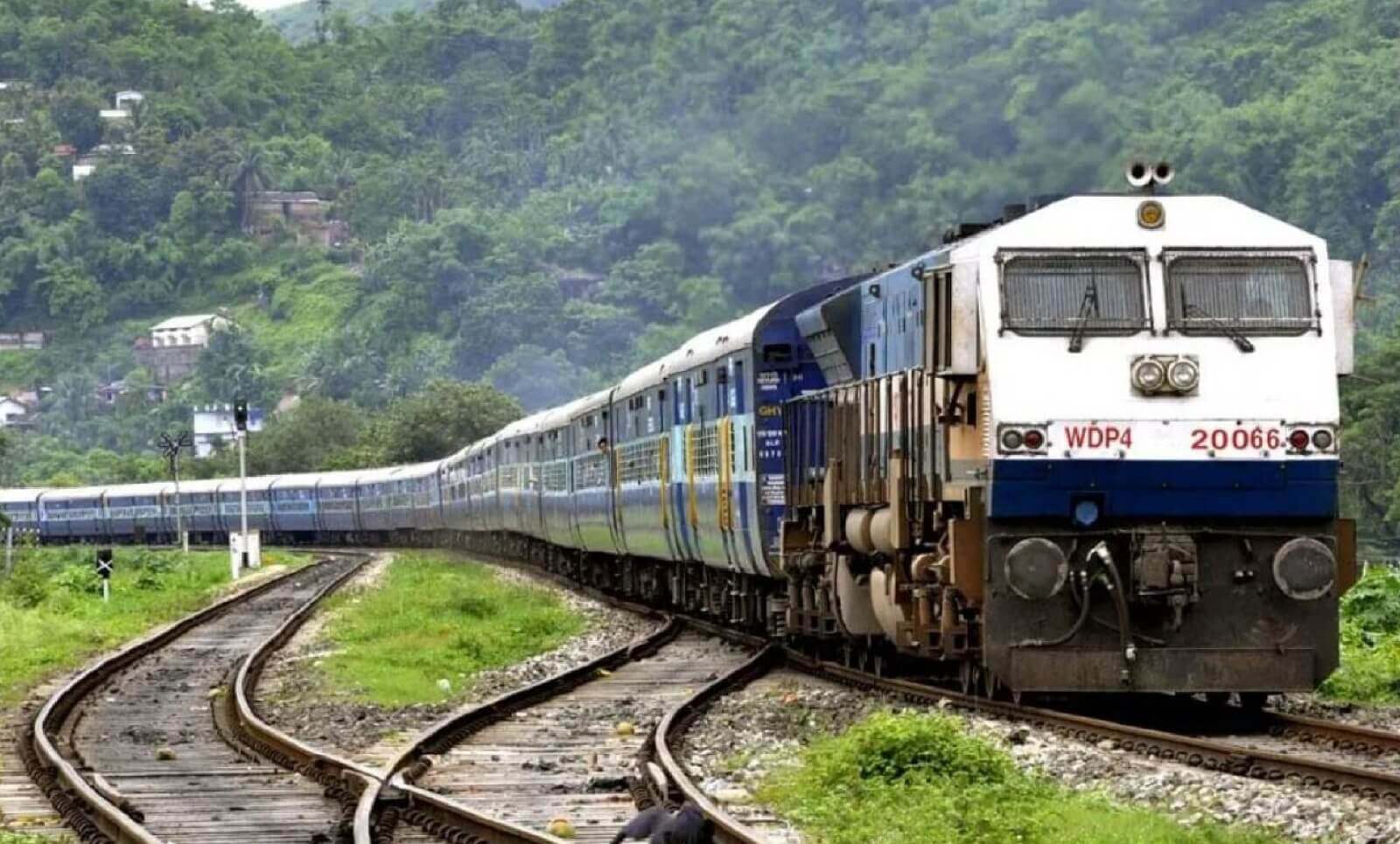 Indian Railways Commissions 210 MW Solar and 103 MW Wind Capacity