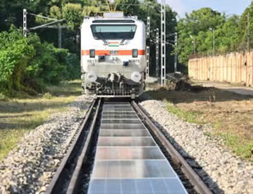 India’s First Removable Solar Panels Installed Between Railway Tracks in Varanasi